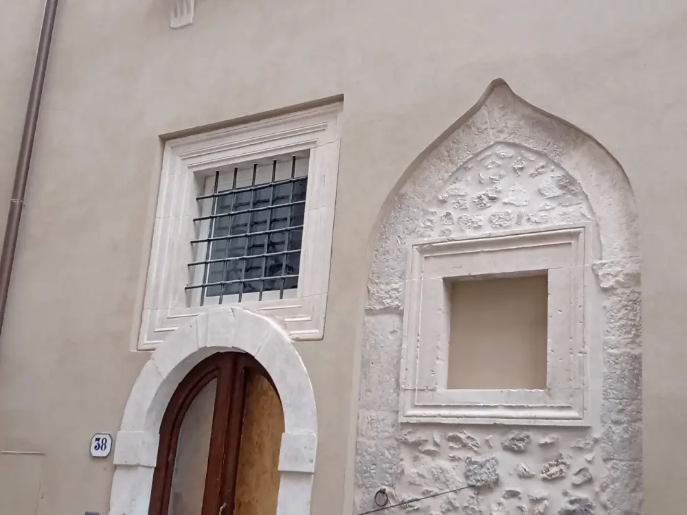 L'Aquila casa ristrutturata dopo il terremoto